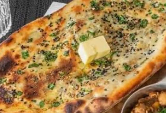 Amritsari Kulcha.